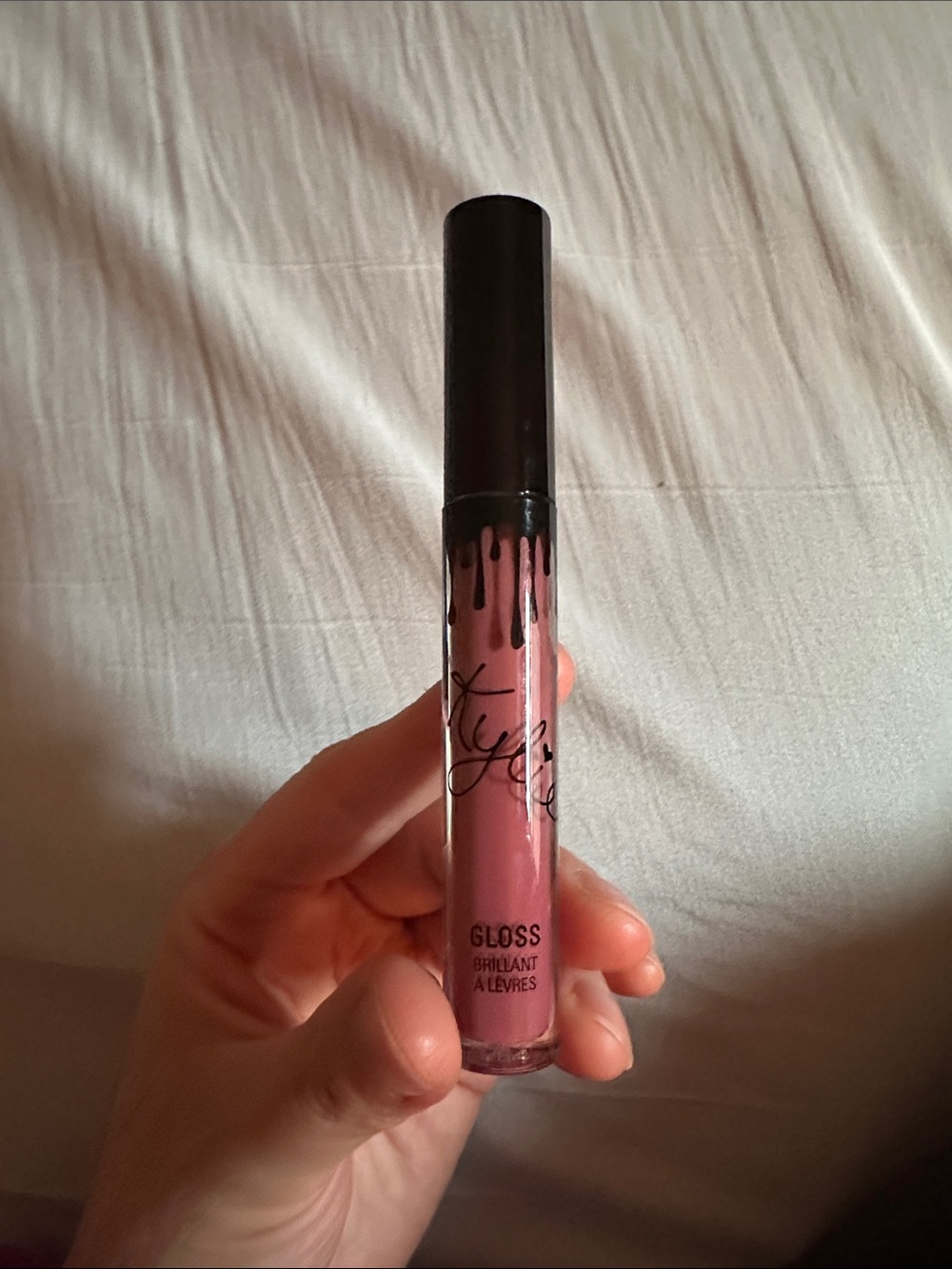 Kylie Cosmetics gloss in POSIE K